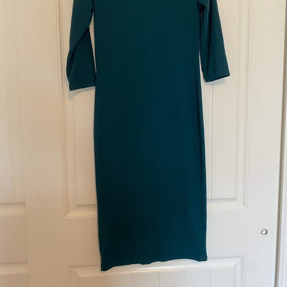 Bodycon midi dress perfect for fall